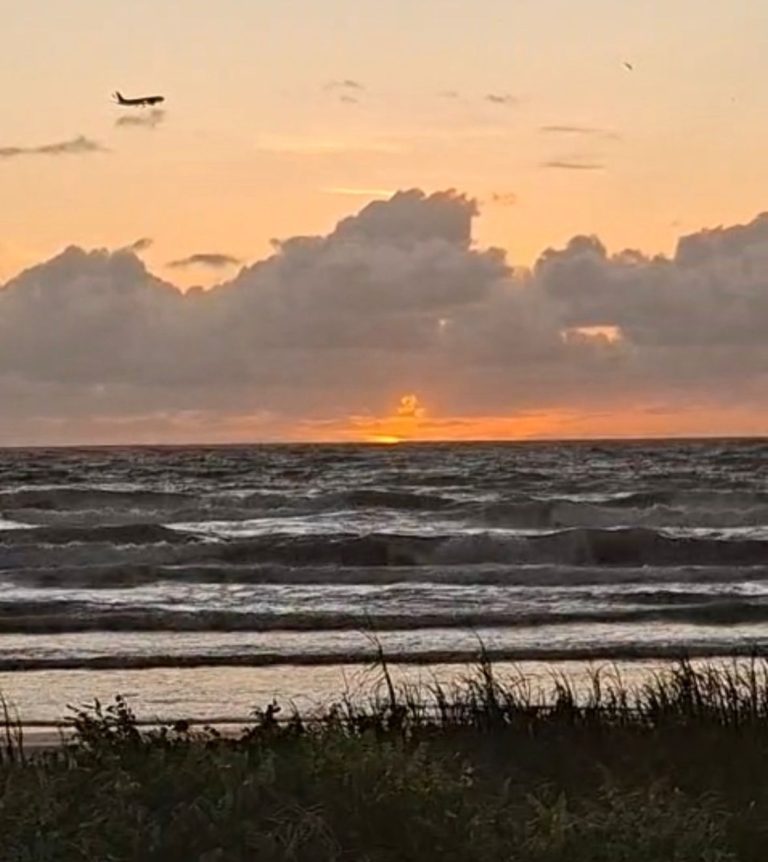 Sol e calor com chances de nuvens e chuvas isoladas