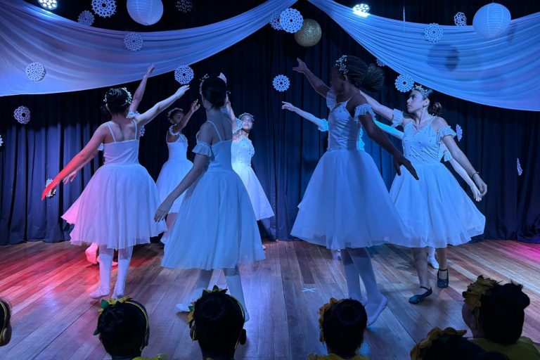 Projeto Cidadania em Cena amplia acesso de crianças ao teatro em Criciúma