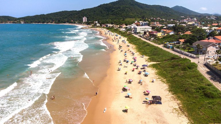 Programação #SeJogaNoVerão e Temporada de Eventos de Verão em Penha