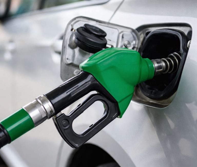 Procon de Itajaí notifica postos após alta nos combustíveis em março