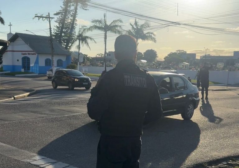 Penha estuda implantação de novos semáforos em quatro cruzamentos da cidade