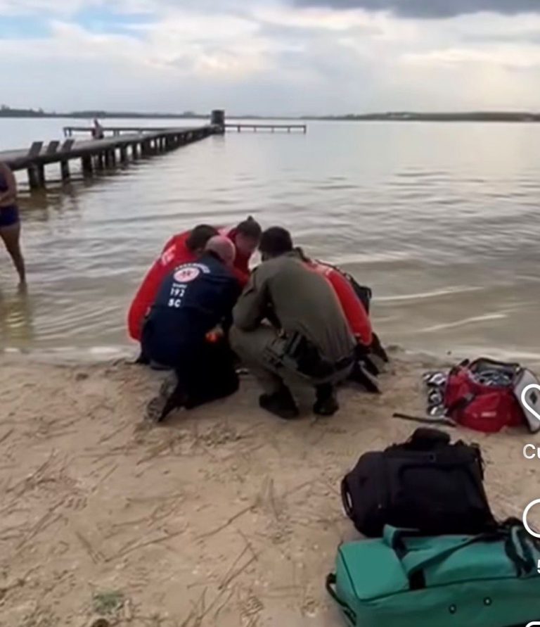 AFOGAMENTO GRAVE MOBILIZA BOMBEIROS E HELICÓPTERO EM PENHA
