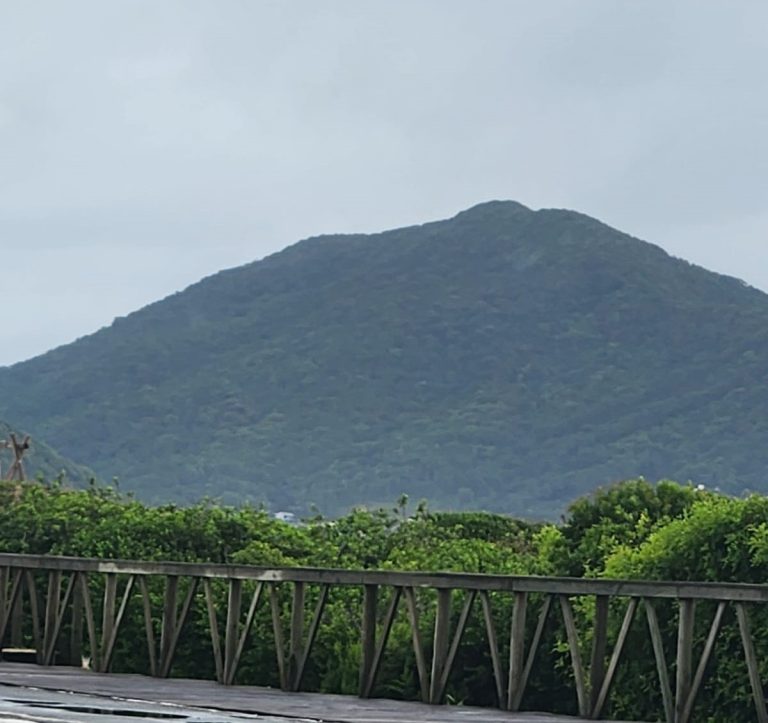 Frente fria derruba temperaturas e traz chuva para Penha e região neste fim de semana